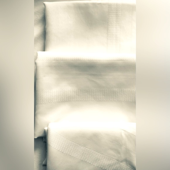 White Table Linens (3) - Picture 2 of 3